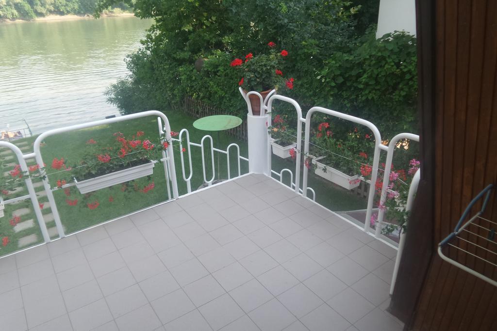 Villa Tiszavirag Nyaralohaz à Szeged Extérieur photo